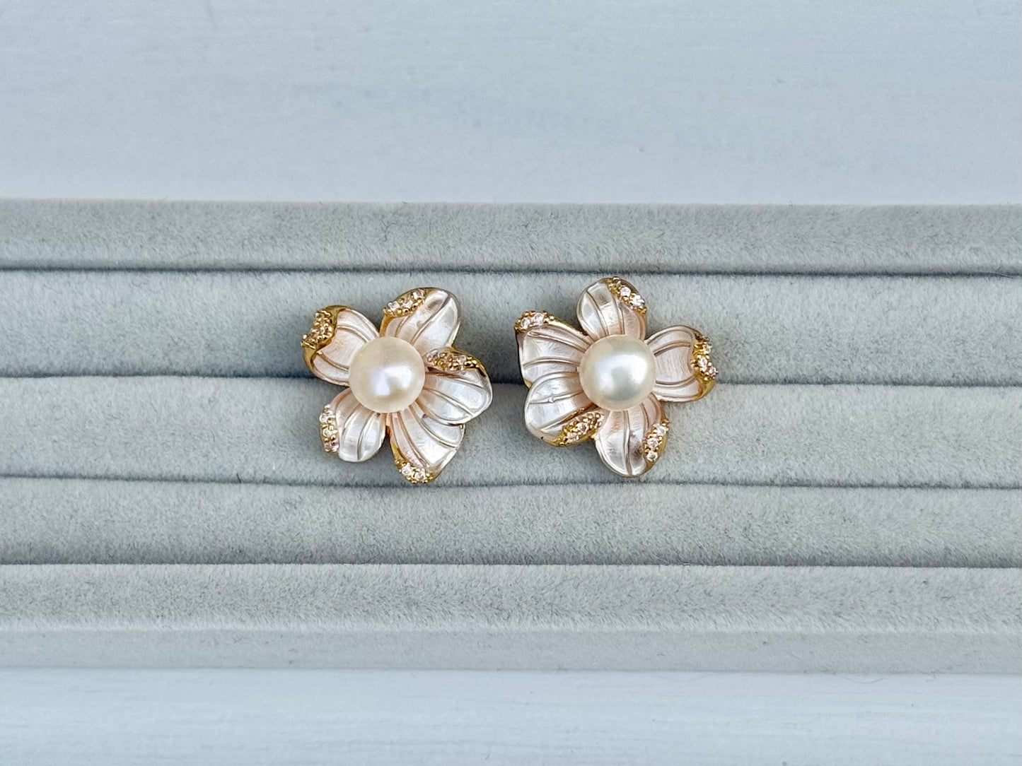 Floral Pearl Stud Earrings