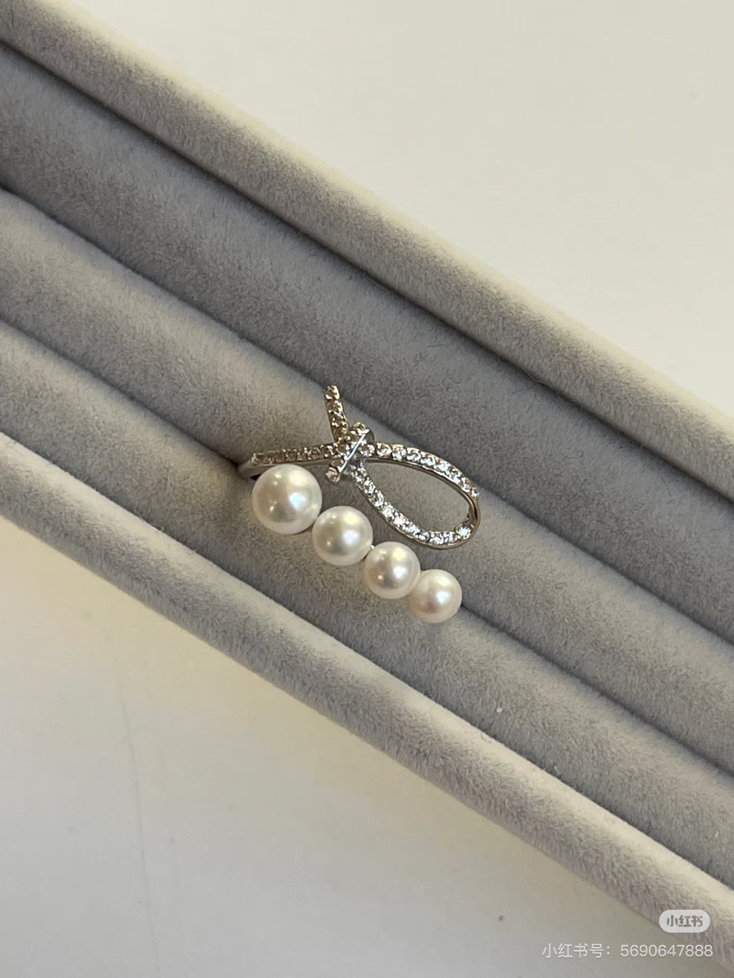 Freshwater Pearl Bow Ring