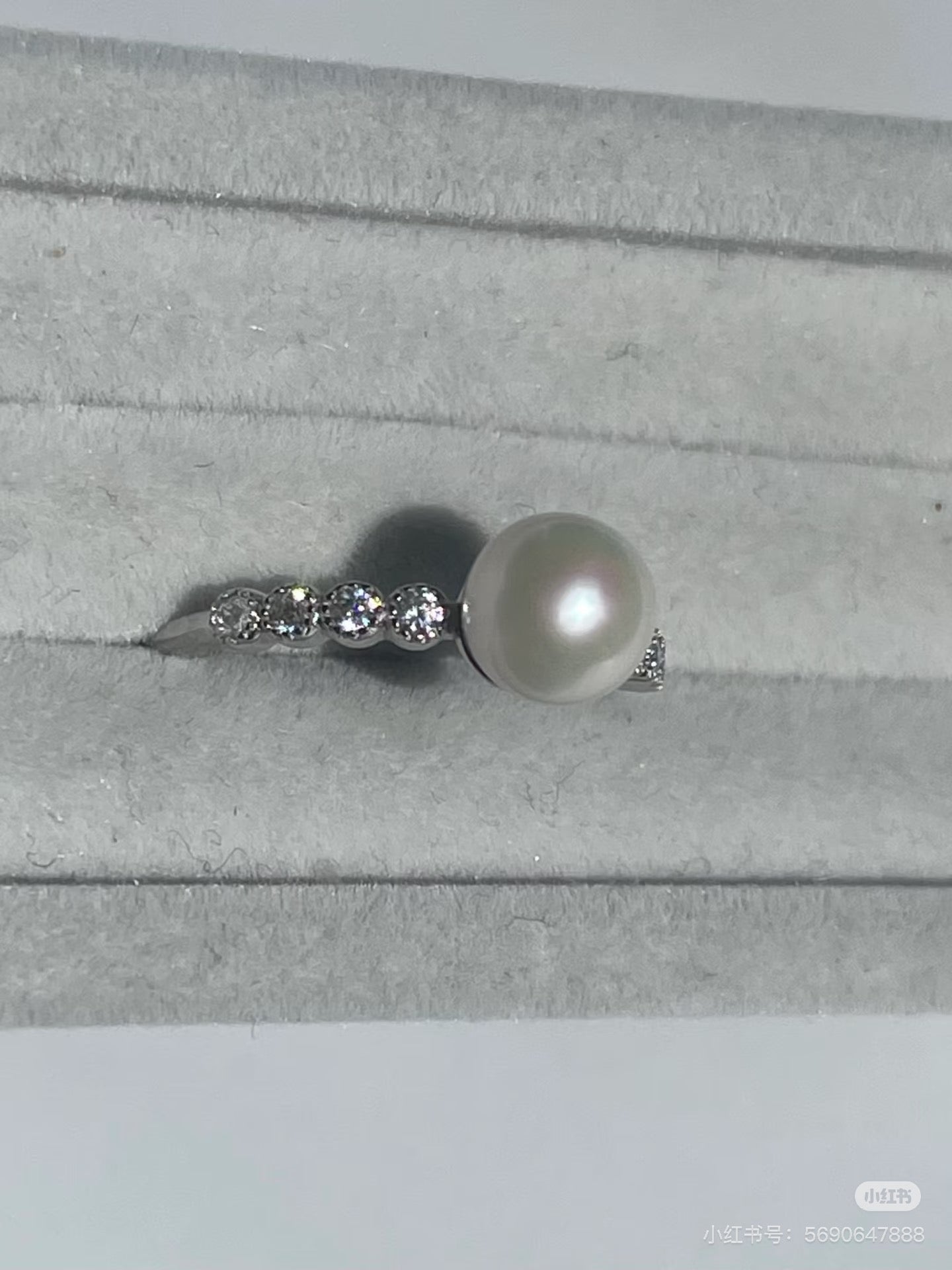 Pure Glow Akoya Ring